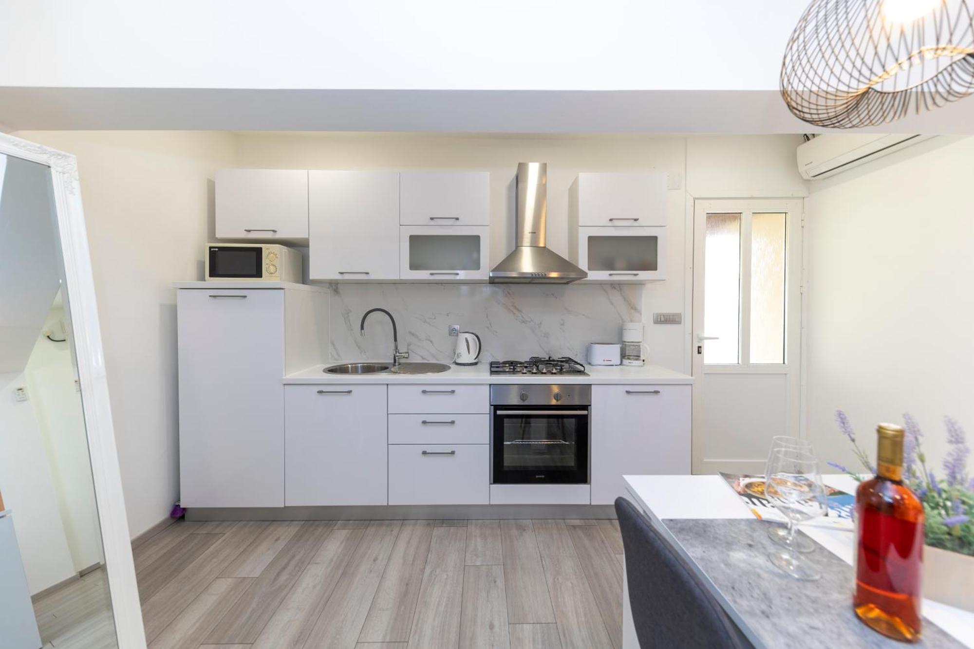 Family Apartments Zadar - Ryanair Exclusive 외부 사진