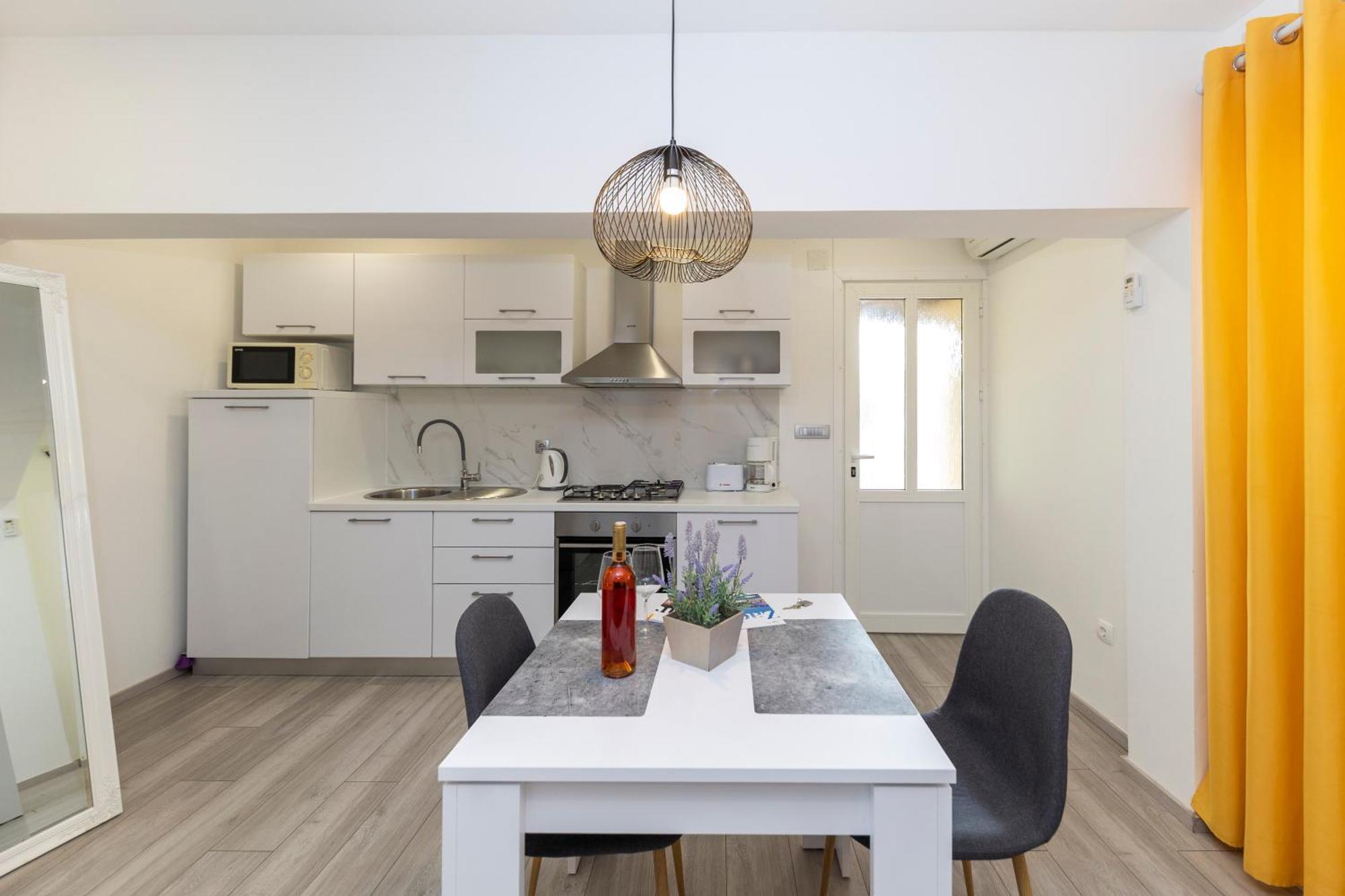 Family Apartments Zadar - Ryanair Exclusive 외부 사진