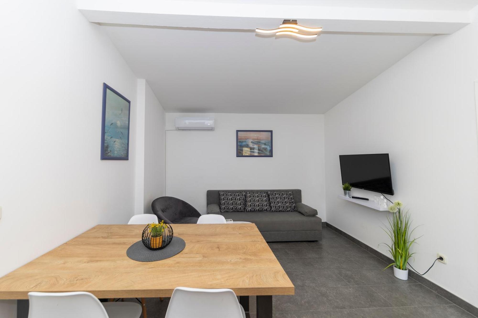 Family Apartments Zadar - Ryanair Exclusive 외부 사진