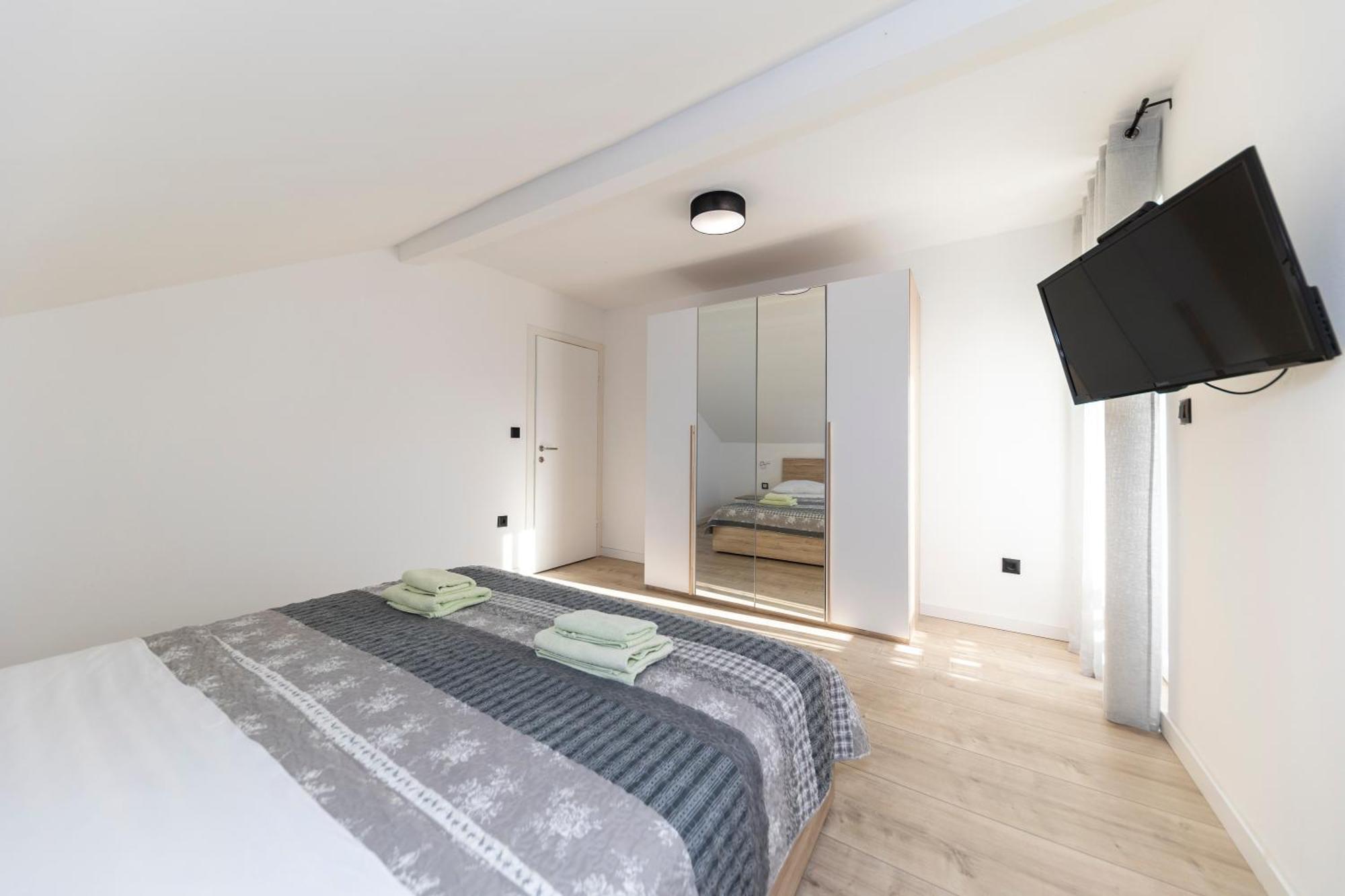 Family Apartments Zadar - Ryanair Exclusive 외부 사진
